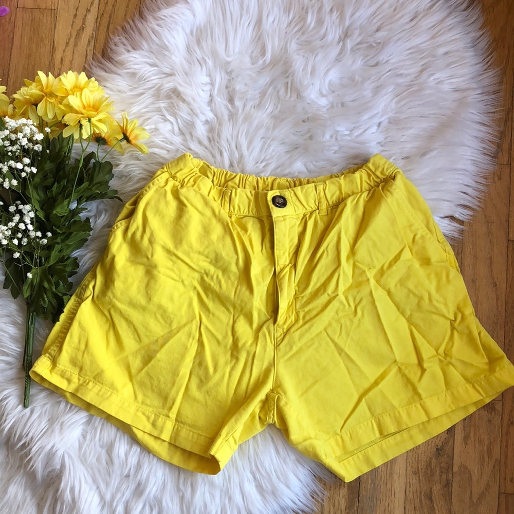 Yellow Chubbies size M
